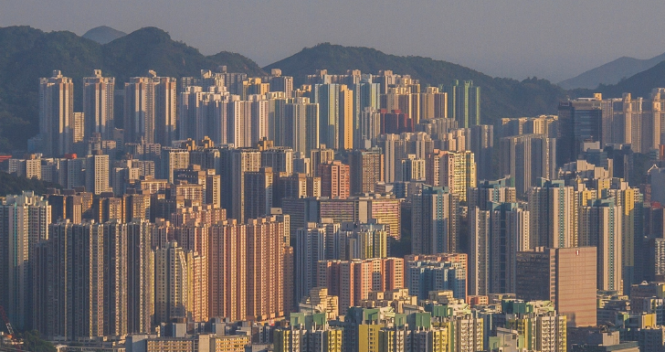 What Are Social Impacts of Urbanization