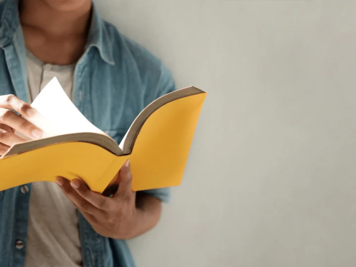 does reading improve writing