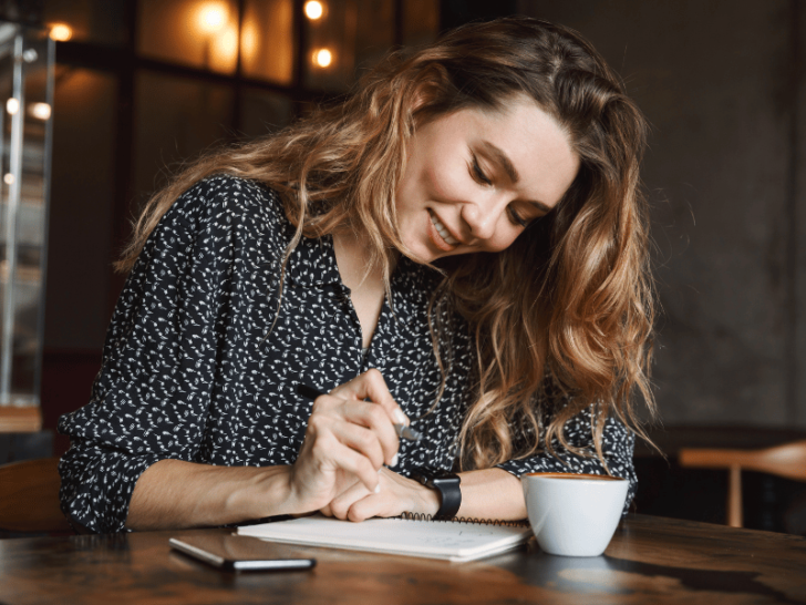 Beginners Writing Prompts: 25 Ideas to Get Your Creative Juices Flowing
